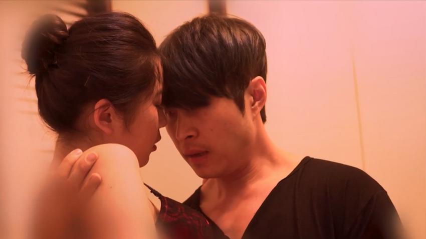 ảnh sex asuna Eny rủ hội chị em cùng lớp về nhà chơi và cái kết